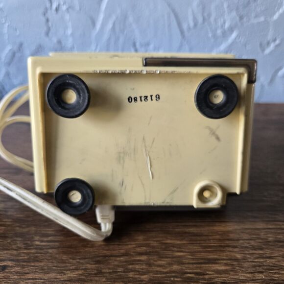 Vintage Panasonic Auto Stop Electric Pencil Sharpener Model KP-110 Tested WORKS - Picture 3 of 4